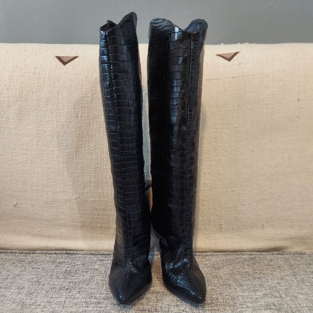 SCHUTZ MARYANA Black Croc-Embossed Heeled Boots - Picture 2 of 7